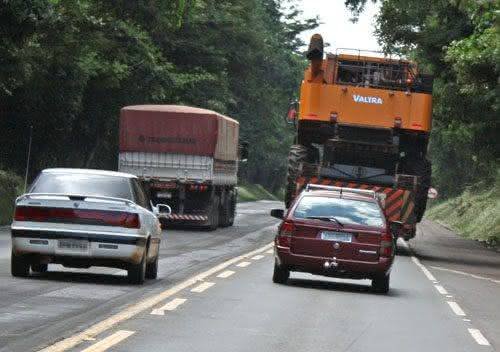 pr323-colheitadeira 010