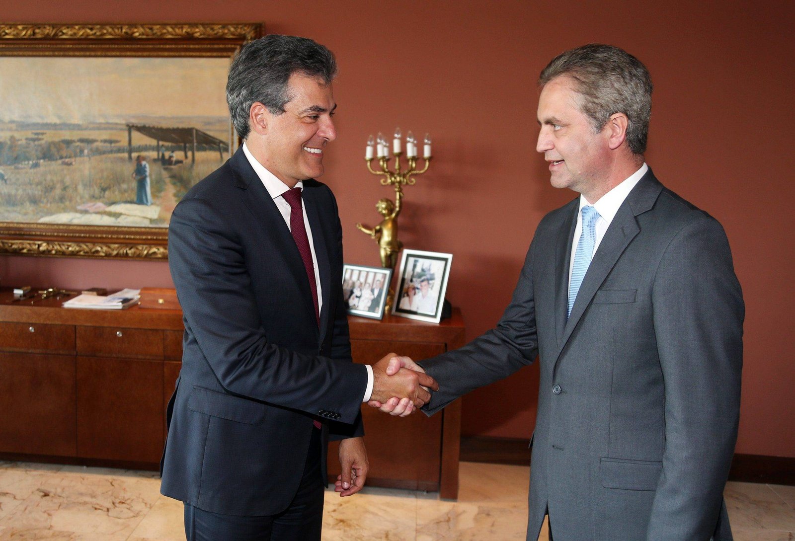O GOVERNADOR BETO RICHA RECEBEU O PREFEITO DE MARINGA ULISSES MAIA DE MARINGA.